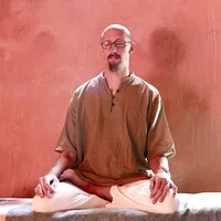 Tobi Warzinek mindfulness counselor in Phuket